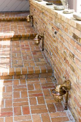 Med Copper Hooded Passageway Lights